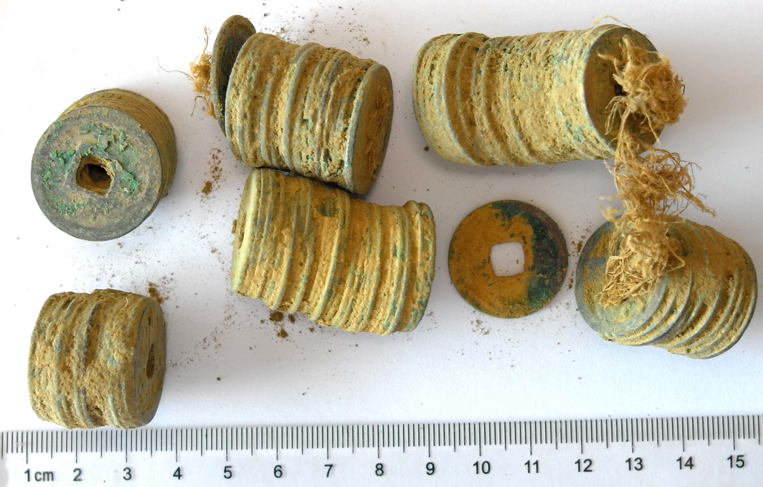 K7221, One Kilogram Uncleaned Coins in clumps, China North Sung Dynasty AD 1000-1100