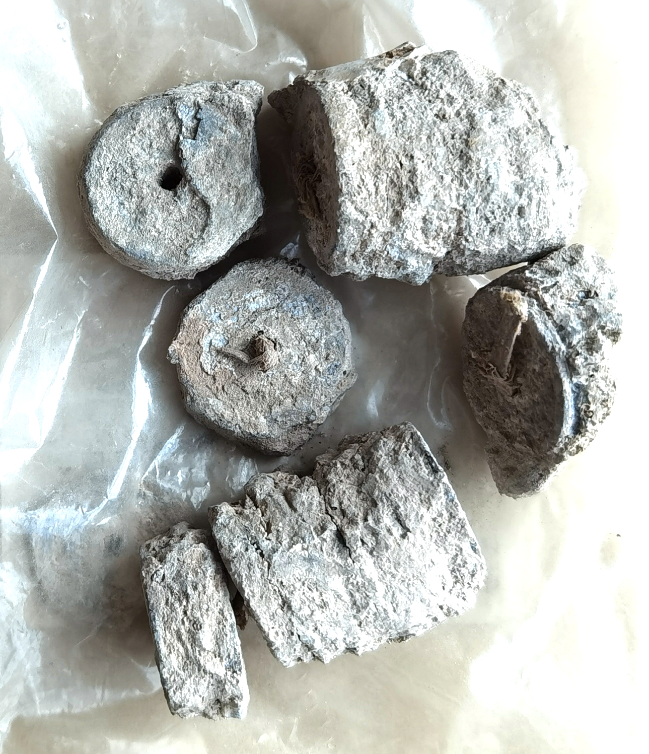 K7261, Annam (Vietnam) Uncleaned Coins in Clumps with Rope, AD 1800's, 0.22 Kg