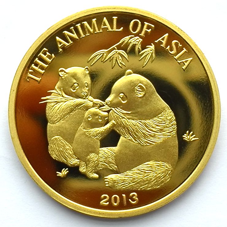 L3143, Korea Three Giant Panda Commemorative Coin 50 Won, 2013 Large Size