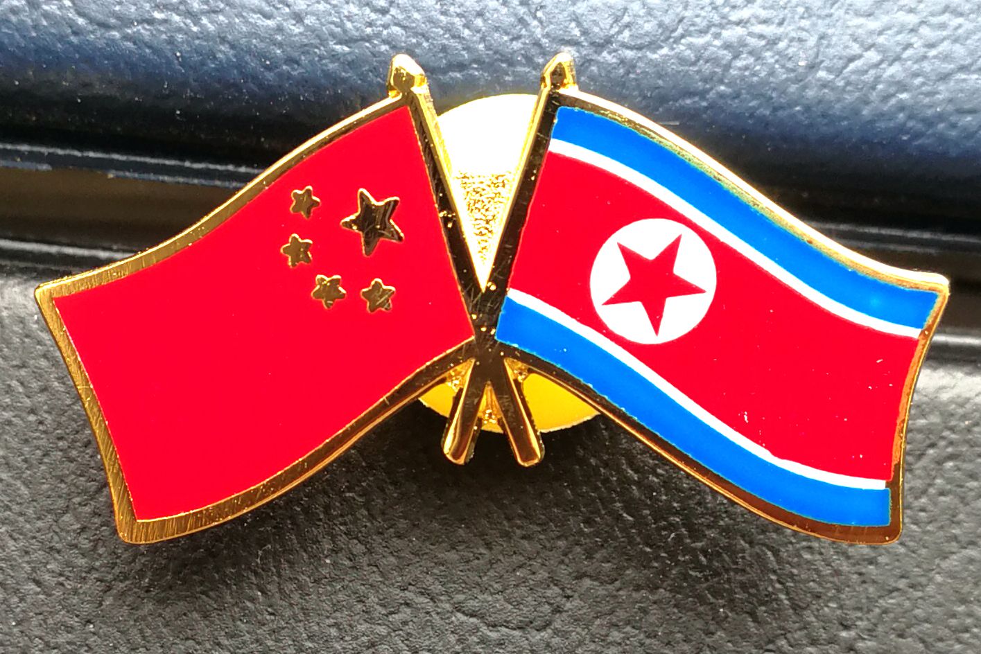 L5489, Korea-China Relationship 70th Anniversary, Pin, Medal 2018