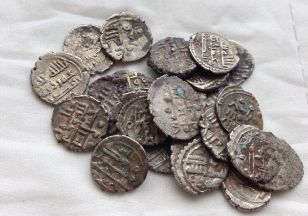 P4304, Ancient Kara Koyunlu Silver Coin (Black Sheep Turkomans), AD 1400